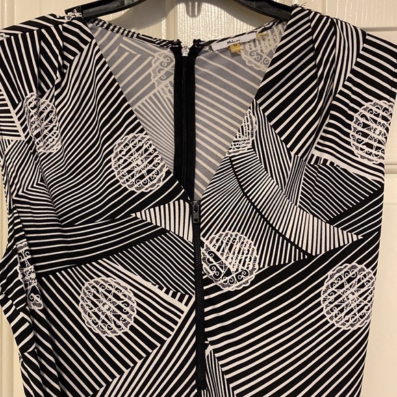 Milano Print Romper - Picture 2 of 13